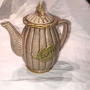 (Sold)Vintage coffee/teapot   Basketweave pattern